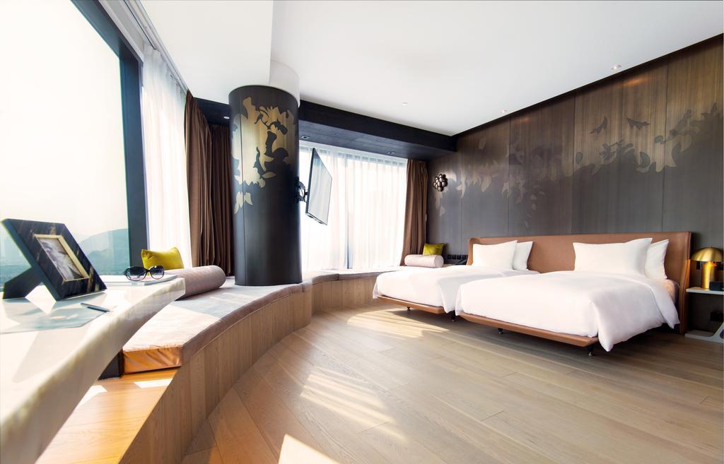 Yoho Hollywood Roosevelt Hotel Macau Exterior foto